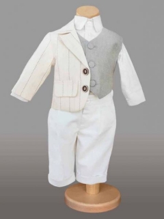 Costumas cu sacou crem si vesta