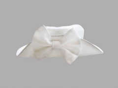 Palarie crem cu fundita