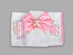 Trusou pentru botez cu fundita roz si ursulet Baby